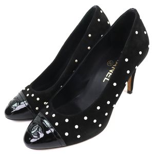 状况极佳的 CHANEL G33423 Coco Mark 仿珍珠漆皮绒面革高跟鞋，黑色，36 码，意大利制造。