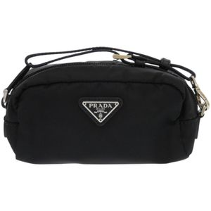 신품 같이 프라다 스트랩 첨부 1NE175 나일론 실버 쇠장식 블랙 블랙 파우치 0351【중고】PRADA