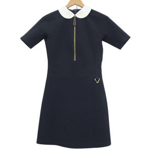 Like-new Louis Vuitton Technical Jersey Peter Pan Color Dress, Sporty, Half-Zip, Carabiner, FQDR45G72, Nylon, Polyurethane, Black, LV 0730 [LOUIS VUITTON -owned]