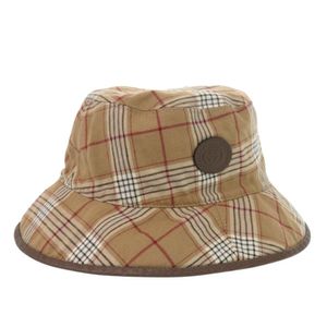 Excellent condition Gucci reversible bucket hat in GG Supreme Braun check pattern, size 0809. Pre-owned.