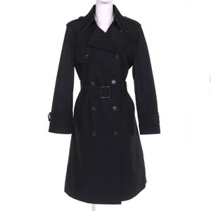 Excellent condition: COACH CAC00 cotton trench coat with signature pattern lining and belt. Black, size S. Includes garment. Authentic, popular, and highly recommended for women.