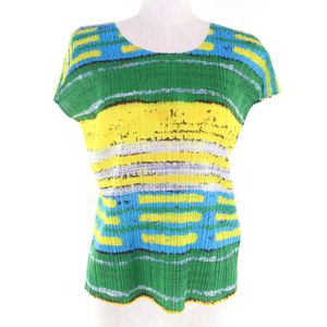 PLEATS PLEASE Issey Miyake PP21-JK683 全印花圓領短袖上衣，3 碼，多色，日本製造，正品，女款，成色極佳。