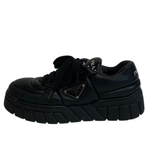 Pre-owned Prada Downtown Triangle Logo Lace-Up Platform Sneakers in Black, Size 22.5 (1E136N)