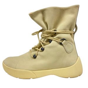 Pre-owned Loro Piana 23cm, size 36, short boots in beige nubuck leather.