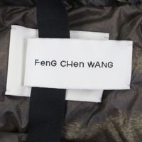 全新未使用商品 ▼ FENG CHEN WANG 24AW FUF18JK16 FCW 棕色印花羽絨外套 雙拉鍊羽絨外套 卡其色 S 男款