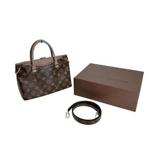 Louis Vuitton M43235 Monogram Handbag Pallas BB Handbag
LOUIS VUITTON Braun[Pre-owned]