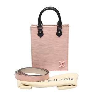กระเป๋าถือสะพายไหล่หนัง Epi รุ่น M69575 จาก Louis Vuitton (Petite Sac Plat)

LOUIS VUITTON Rose Ballerine [มือสอง]