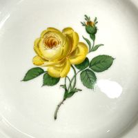 Meissen bassick 꽃 접시