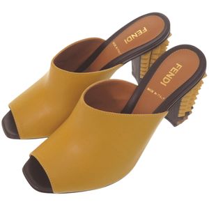 Unused Fendi pyramid stud heel sandals, size 35.5 (Japanese size 22.5cm), leather, yellow/black, shoes, item number 1343 [Used] FENDI