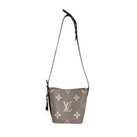 루이비통 M13045 언플랜트 2way 가방 올 인 BB 토트 백
LOUIS VUITTON 베이지【중고】