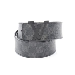 [มือสอง, สภาพใช้งานแล้ว] เข็มขัด Louis Vuitton รุ่น M9808 ทำจากผ้าแคนวาสเคลือบ PVC สำหรับผู้ชาย สภาพใช้งานแล้ว
