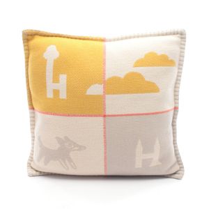 【중고 2손】 헤르메스 HERMES 아발론 에포페 쿠션 H103820M04 기타 쿠션 레이디스 Used A