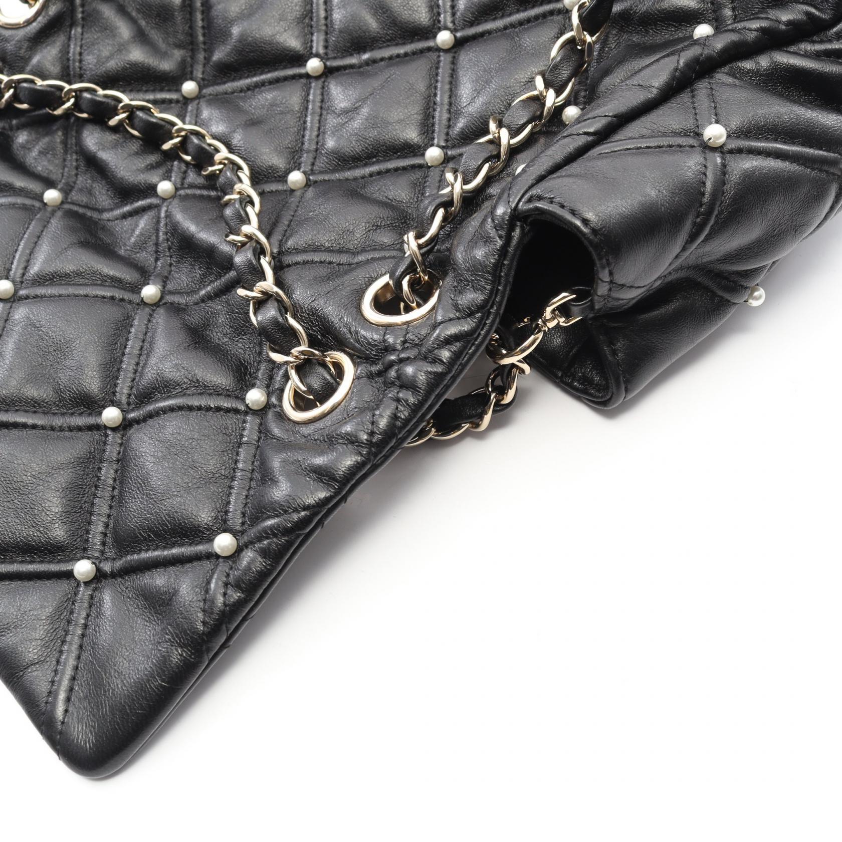 シャネル CHANEL マトラッセ 人工パール ショルダーバッグ バッグ ラムスキン（羊革） レディース ブラック系 AS1202 【中古】 CHANEL（シャネル） マトラッセ ミニ ショルダーバッグ バッグ