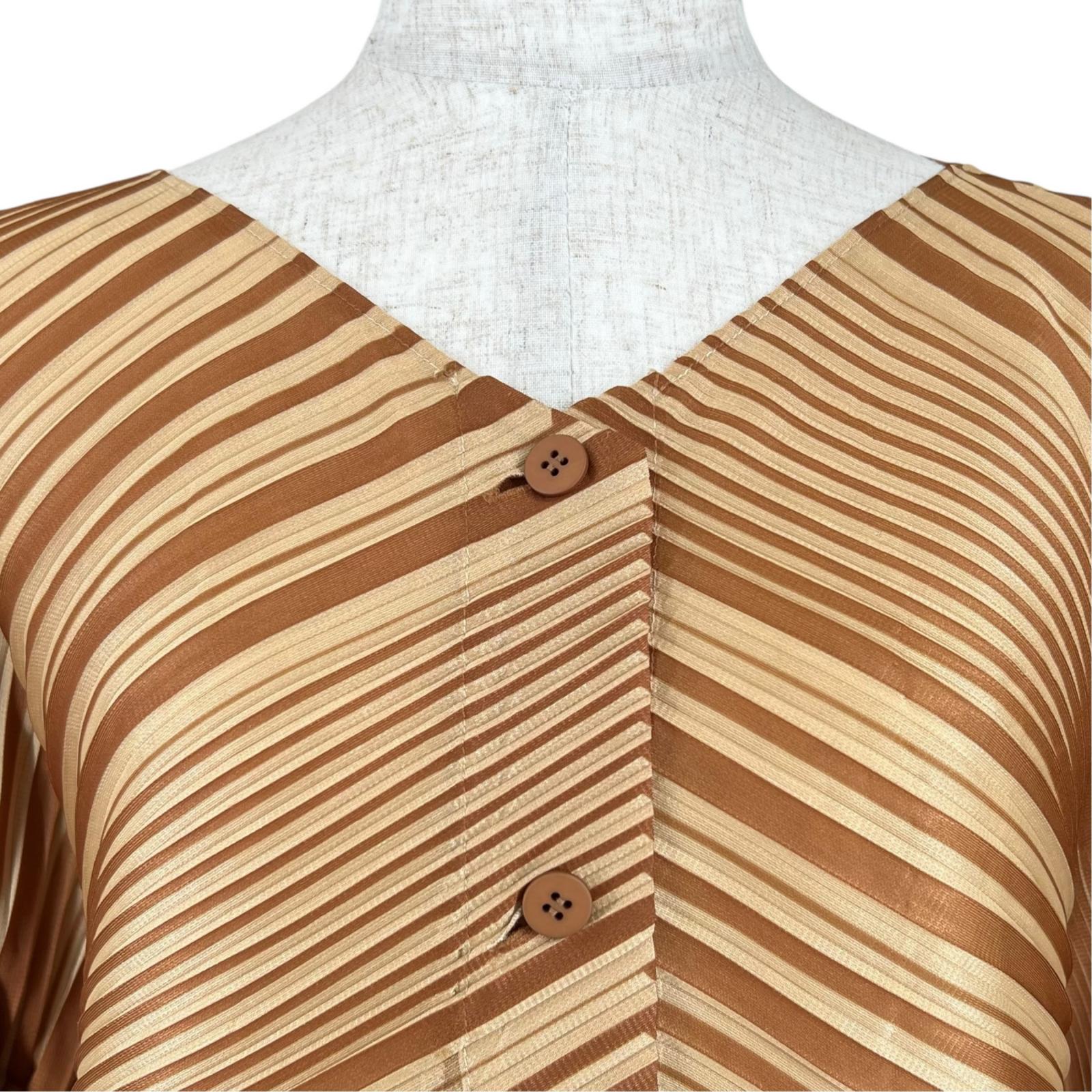 極美品▲PLEATS PLEASE プリーツプリーズ イッセイミヤケ PP03-J0562 ダイヤゴナル カーディガン ブラウン 3 日本製 正規品 レディース 極美品 20SS プリーツプリーズ PLEATS PLEASE イッセイミヤケ ISSEY