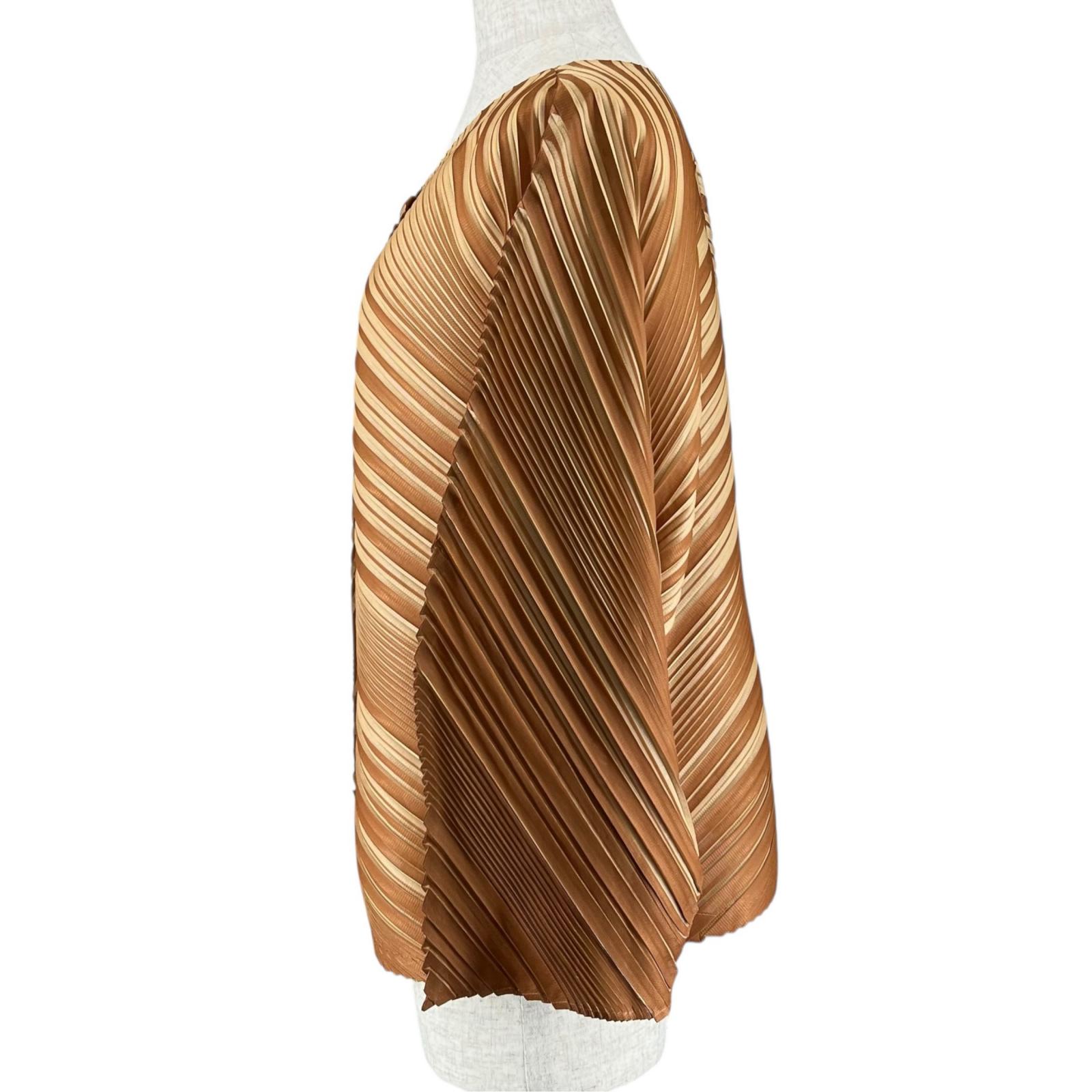極美品▲PLEATS PLEASE プリーツプリーズ イッセイミヤケ PP03-J0562 ダイヤゴナル カーディガン ブラウン 3 日本製 正規品 レディース 極美品△PLEATS PLEASE プリーツプリーズ イッセイミヤケ PP03-J0562