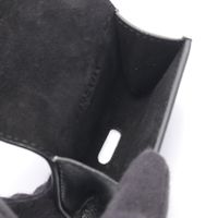 【중고 두 손】 프라다 PRADA 휴대폰・스마트폰 액세서리 트라이앵글 로고 AirPods 케이스 2TT106 블랙 사피아노 레더 트라이앵글 로고 AirPods 케이스