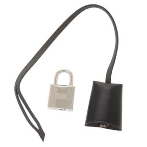 Unused Hermes Herbag clochette padlock key holder, 2022 model, black leather, black key chain, item number 0161 [Used] HERMES