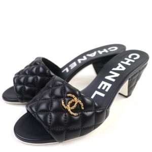 극미품☆CHANEL 샤넬 G38820 코코마크 마트라세 램스킨 샌들 뮬 블랙 골드 쇠장식 36 상자・보존봉투 첨부 이탈리아제 레이디스