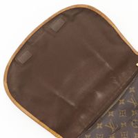 Louis LOUIS VUITTON Menil Montan MM Shoulder Bag M40473 Monogram Canvas 2011 Brown MI2191 Crossbody/Shoulder Bag Magnetic Closure Unisex [Used]