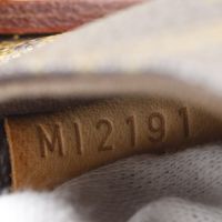 Louis LOUIS VUITTON Menil Montan MM Shoulder Bag M40473 Monogram Canvas 2011 Brown MI2191 Crossbody/Shoulder Bag Magnetic Closure Unisex [Used]