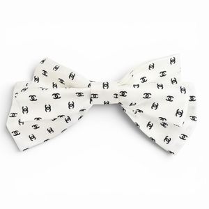Mint condition △CHANEL Chanel 25SS 25P AAA821 Mini Coco Mark Pattern RIBON Barrette Hair Accessory Hair Clip White Black Women's