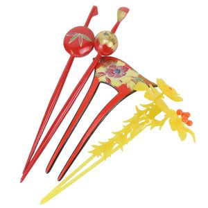 Set of 4 Hair Ornaments/Kanzashi (Plastic and Wood) [Used]