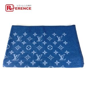 LOUIS VUITTON Monogram Logo Blanket