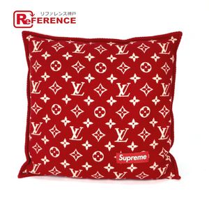 LOUIS VUITTON AB0137 Supreme 콜라보 모노그램 쿠션