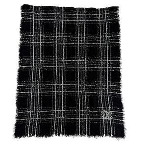 Excellent condition☆CHANEL 23B Cashmere and silk blend Coco RIBON tweed check pattern fringe large stole black Made in Italy Women's
