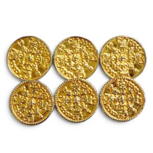Excellent condition △CHANEL Chanel Coco Mark CC Logo Crown Coco Button Gold Buttons 3 large 3 small Total 6 Set of Buttons Gold Women's Recommended ◎