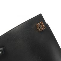 【중고】 LOEWE 숄더백 다이스 포켓 C630R12X01 블랙 레더 다이스 포켓 여성용 Used A