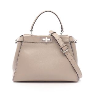 [중고] FENDI 손가방 피카부 레귤러 2WAY 그레이지 레더 피카부 셀러리아 레귤러 여성용 Used B
