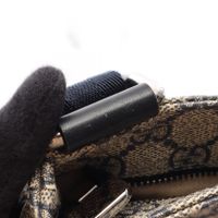 [중고] Gucci 구찌 숄더백 GG 수프림 295257 네이비 PVC 코팅 캔버스 레더 GG 플러스 메신저백 여성용 Used B