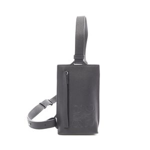 【二手】 LOEWE腰包/斜背包 Anagram 直式 T 字口袋 C660P02X01 黑色皮革 Anagram 直式 T 字口袋 男士