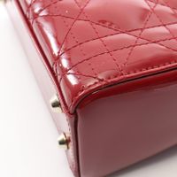 [중고] Dior 핸드백 레이디 디올 미니 까나쥬 2WAY 레드 페이턴트 레더 레이디 디올 까나쥬 2way 토트 미니 여성용