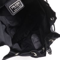 Prada 雙肩包/日用包，尼龍材質，黑色（NERO），單肩包，A5 尺寸，皮帶扣，女款 [二手]