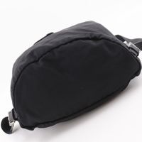 Prada 雙肩包/日用包，尼龍材質，黑色（NERO），單肩包，A5 尺寸，皮帶扣，女款 [二手]