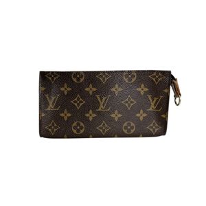 Louis Vuitton Monogram Accessory Pouch Bucket Pouch
LOUIS VUITTON Braun[Pre-owned]