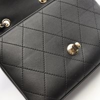 【중고】 Chanel 샤넬 숄더백 마틀라세 스몰 블랙 램스킨(양가죽) 마틀라세 스몰 체인 숄더백 여성용 Used A