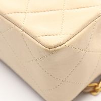 [중고] Chanel 샤넬 숄더백 미니 마틀라세 라이트 베이지 램스킨(양가죽) 미니 마틀라세 체인 숄더백 여성용 Used A