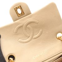 [중고] Chanel 샤넬 숄더백 미니 마틀라세 라이트 베이지 램스킨(양가죽) 미니 마틀라세 체인 숄더백 여성용 Used A