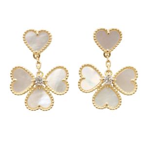 [Pre-owned] Van Cleef & Arpels Earrings Sweet Alhambra Effiage Mother of Pearl K18 (Yellow Gold) Sweet Alhambra Effiage Mother of Pearl