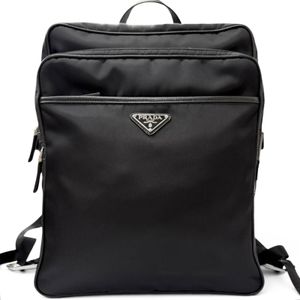 成色極佳 □ PRADA 2VZ080 三角形 Logo Re-Nylon Saffiano 皮革雙肩包/日用包 黑色 義大利製造 男士 附防塵袋