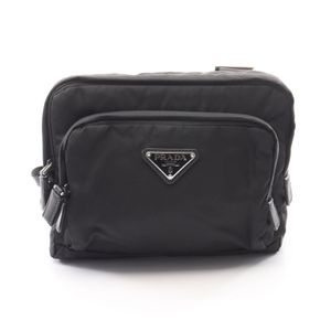 【中古】 プラダ PRADA リュックサック バックパック トライアングルロゴ ハーネス ブラック ナイロン サフィアーノレザー トライアングルロゴ ショルダーバッグ
