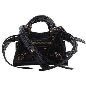 BALENCIAGA Neo Classic Nano 单肩包/斜挎包 手拿包 2WAY 压纹皮革 黑色 斜挎、肩背、手提 2way 双拉链 Neo Classic Nano 女士【二手】