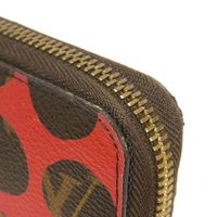 중고 LOUIS VUITTON 루이비통 지피 월렛 쿠사마 야요이 브라운 레드 라운드 지퍼 컴파트먼트 지폐 지갑 카드 지갑 동전 지갑 구형 모노그램 펌킨 도트 루즈 장지갑 M60450