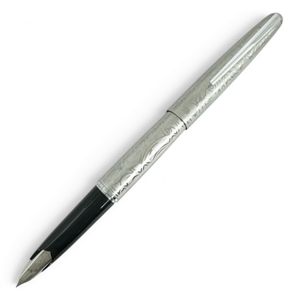 美品▲PLATINUM プラチナ ペン先K18WG 唐草模様 細字 カートリッジ式 ヴィンテージ 万年筆 筆記具 シルバー メンズ