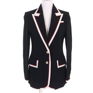 【5 Points】Beautiful Condition △GUCCI 523859 Chain Belt Lined 100% Silk Peaked Lapel Tailored Jacket Black White RED 38 Comes with Hanger and Garment Bag Made in Italy Authentic Women's