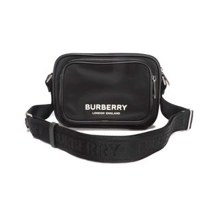 중고 BURBERRY 버버리 패디 로고 크로스바디 코튼 카프 러버 미사용 로고 엠보스 나일론 블랙 숄더백 8049094