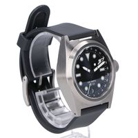 UNIMATIC สภาพดีเยี่ยม รุ่นลิมิเต็ดเอดิชั่น 300 เรือนทั่วโลก U2-GMT Worldtimer Field Watch ระบบออโตเมติก 【มือสอง】